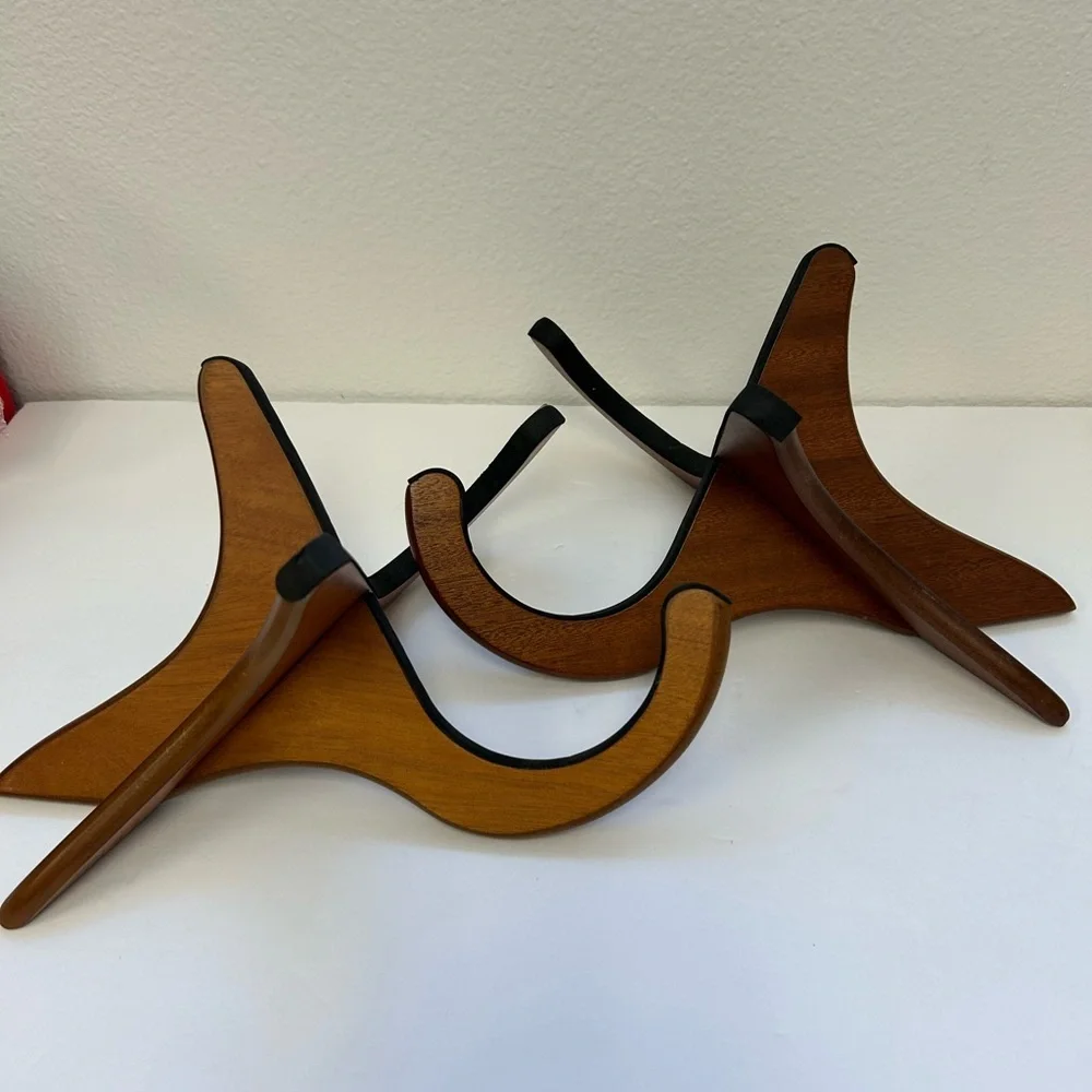 Kala Stand Out Foam Mahogany Ukulele Stand/set of 2 / both beautiful